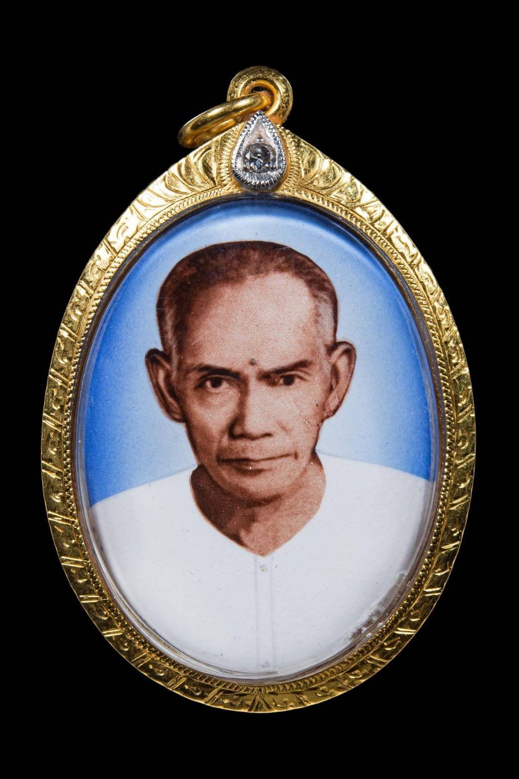 (296031) ผ้ายันต์ฟ้าประทานพร กาใหญ่  1กา 2วน หางยาว บล็อกนิยม  ปี 2519 วัด/กรุ ศาลเจ้า จ.ปทุมธานี