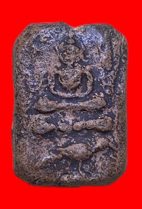 307526 หลวงพ่อปาน  วัดบางนมโค  พิมพ์ทรงนกฟันปลา  ปี2460-2480  เนื้อดิน จ.อยุธยา