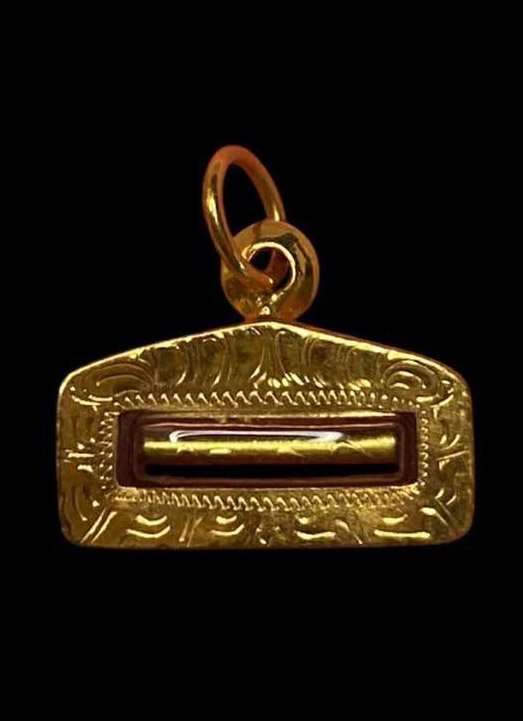 305195 ตะกรุดสาริกา หลวงพ่อคูณ  วัดบ้านไร่ เนื้อทองคำ ปี 2533-36  จ.นครราชสีมา