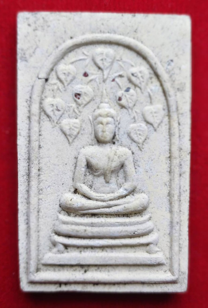 305564 พระสมเด็จปรกโพธิ์ 9 ใบ  หลังยันต์ครู (จม ) พิมพ์โพธิ์ชัด เนื้อผงน้ำมันผสมผงวิเศษ  ปี 2512-2513 หลวงพ่อกวย  วัดโฆสิตาราม (บ้านแค) จ.ชัยนาท 