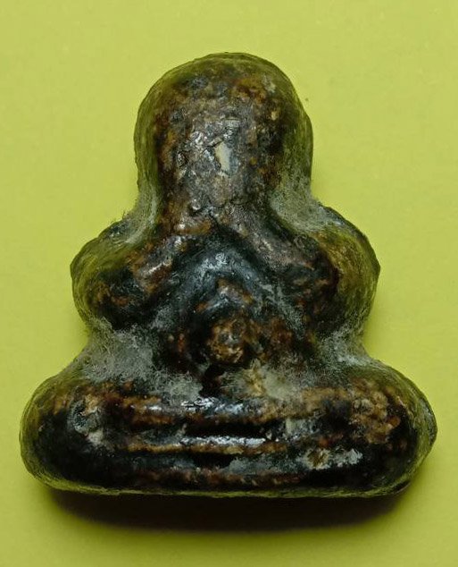 302424 พระปิดตา หลวงพ่อทองสุข ปี2495 เนื้อผงจุ่มรักน้ำเกลี้ยง วัดสะพานสูง จ.นนทบุรี