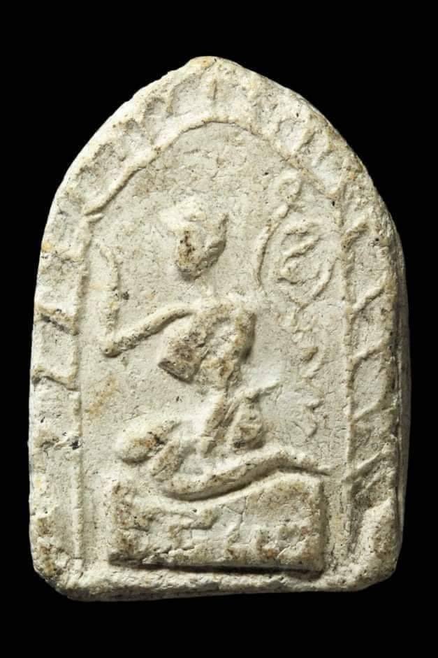 298453 พระผงกระดูกผี  หลวงพ่อพุ่ม วัดโคกสว่าง พิมพ์นางกวัก  ปี 2473  จังหวัดนครราชสีมา