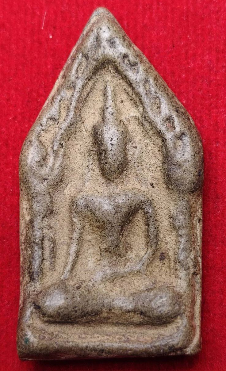 305706 พระขุนแผนแข้งหมอน  เนื้อดินเก่า ผสมทรายเสก  และ มวลสารศักดิ์สิทธิ์ (บล็อกนิยม) พ.ศ. 2500 จ.ชัยนาท ลพ.กวย วัดโฆสิตาราม (บ้านแค) 