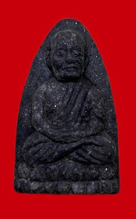 307674 หลวงปู่ทวด  วัดช้างให้  เนื้อว่านพิมพ์กลาง  ปี2524 เนื้อว่าน  จ.ปัตตานี