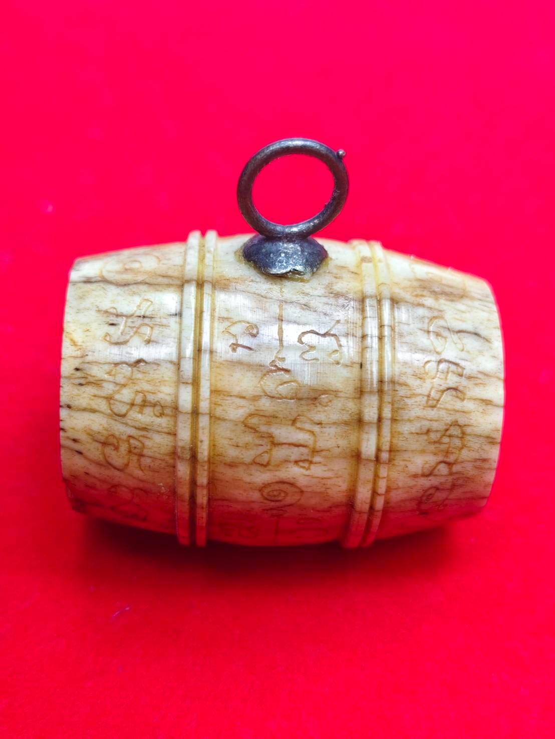 306315 ตะโพน (ลูกครู)  หลวงพ่อภักตร์ เนื้อเขาแกะ  ประมาณพ.ศ. 2462 - 2485  วัดโบสถ์ จ.อ่างทอง