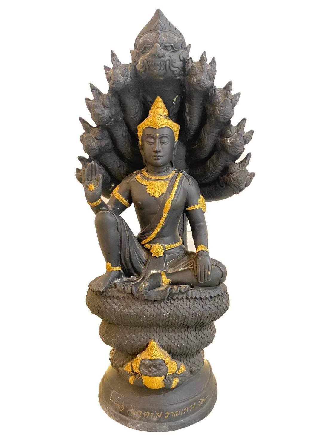 298752 พระบูชาจตุคามปรก9 เศียร  พิมพ์มหาราชลีลา รุ่นเจริญโภคทรัพย์(หลักเมือง2549) วัดมหาธาตุ วรมหาวิหาร จ. นครศรีธรรมราช ปี2549 หน้าตัก5 นิ้ว ,กว้าง15 ซม. ,สูง32 ซม.