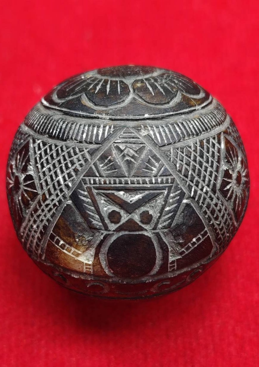 306619 พระราหู กะลามหาอุด  หลวงพ่อน้อย เนื้อกะลาแกะ  พุทธศักราช 2470 - 2480  วัดศรีษะทอง จ.นครปฐม 