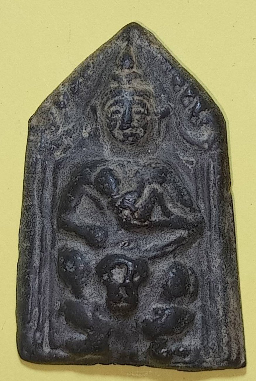 306679 พระขุนแผนนั่งโหงพราย  หลวงพ่อกวย ปี2490-2500 เนื้อชิน วัดโฆสิตาราม จ.ชัยนาท