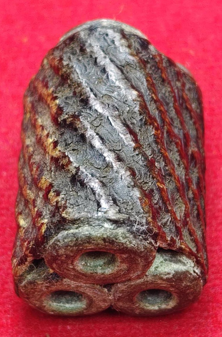 306716 ตะกรุดชุด 3 ดอก  หลวงพ่อกลั่น เนื้อตะกั่ว พุทธศักราช 2440-2477  วัดพระญาติการาม  จ.พระนครศรีอยุธยา 