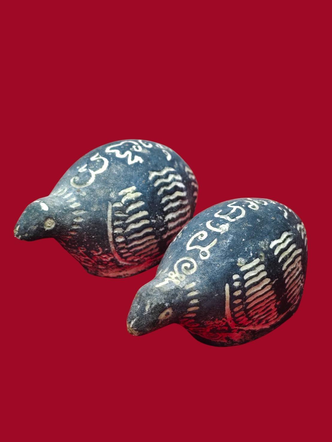 306739 นกคุ้มคู่ หลวงพ่อกวย  เนื้อปูนเสก (ตัวผู้-ตัวเมีย)  งานผูกพัทธสีมา จ.ชัยนาท พุทธศักราช 2521  วัดโฆสิตาราม (บ้านแค)  