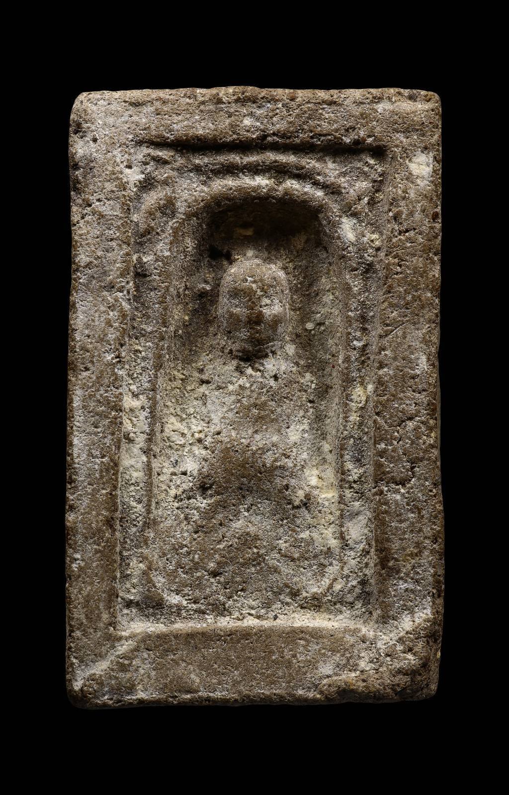 306790 หลวงปู่ทวด อาจารย์นอง วัดทรายขาว รุ่นสลักไม้ขีด พิมพ์หลังสถูป เนื้อว่าน จ.ปัตตานี