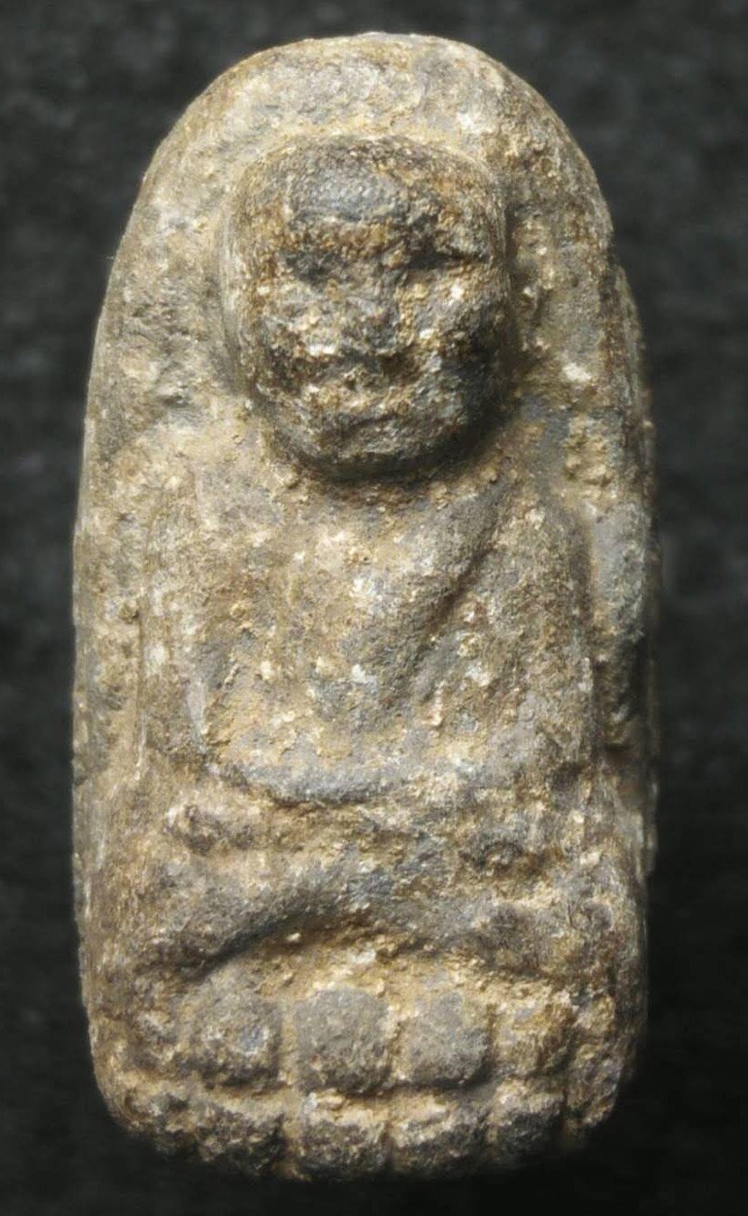 306862 หลวงปู่ทวด วัดช้างไห้ ปี 2497 เนื้อว่าน พิมพ์พระรอดหน้าใหญ่ จังหวัดปัตตานี