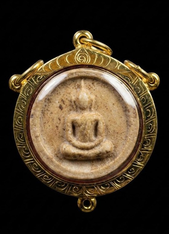 307796 พระผงจันทร์ลอย หลวงปู่โต๊ะ วัดประดู่ฉิมพลี ปี 2518  เนื้อเกสร  กทม.