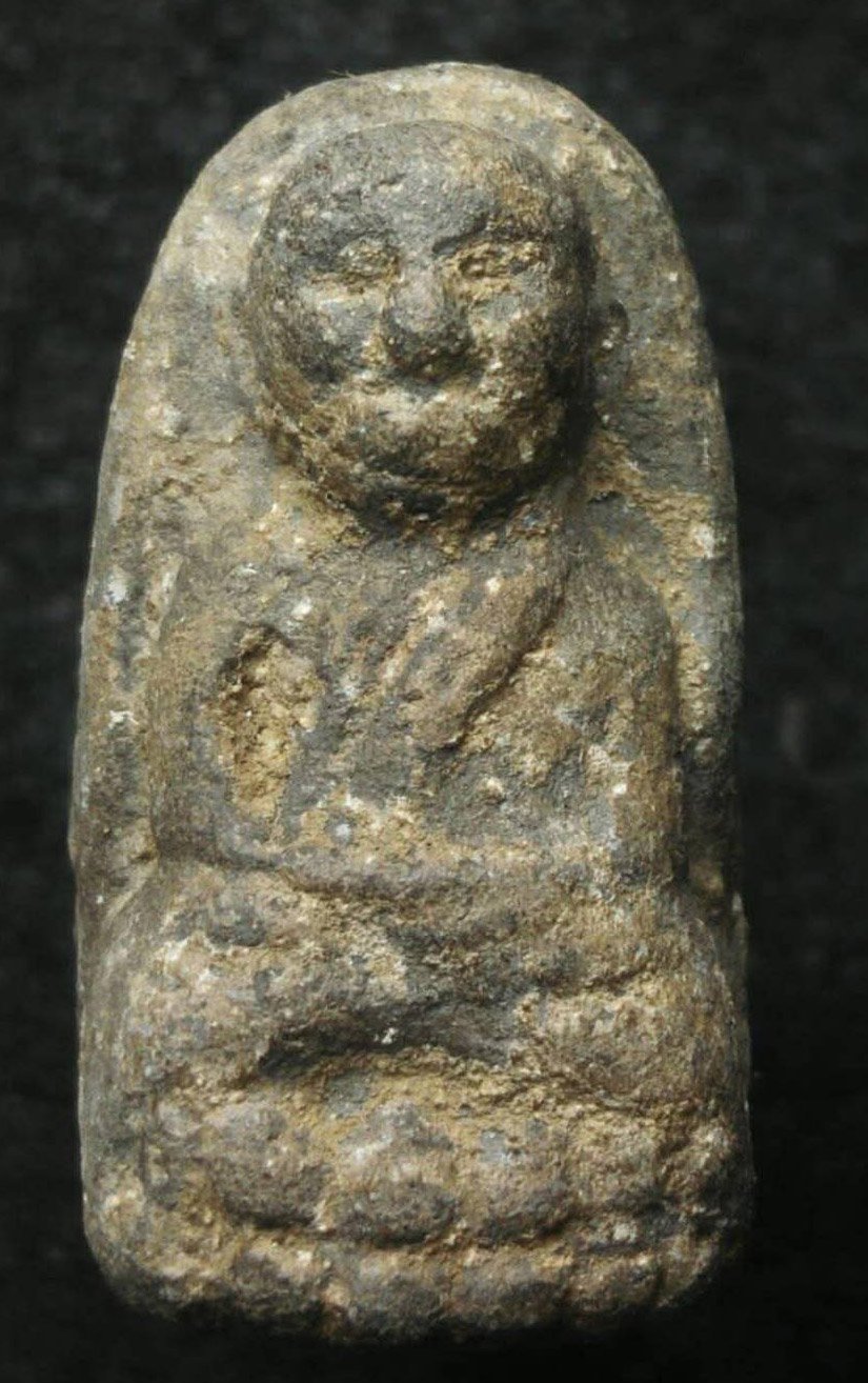 306930 หลวงปู่ทวด วัดช้างให้ ปี 2497 เนื้อว่าน พิมพ์พระรอดหน้าใหญ่ จ.ปัตตานี