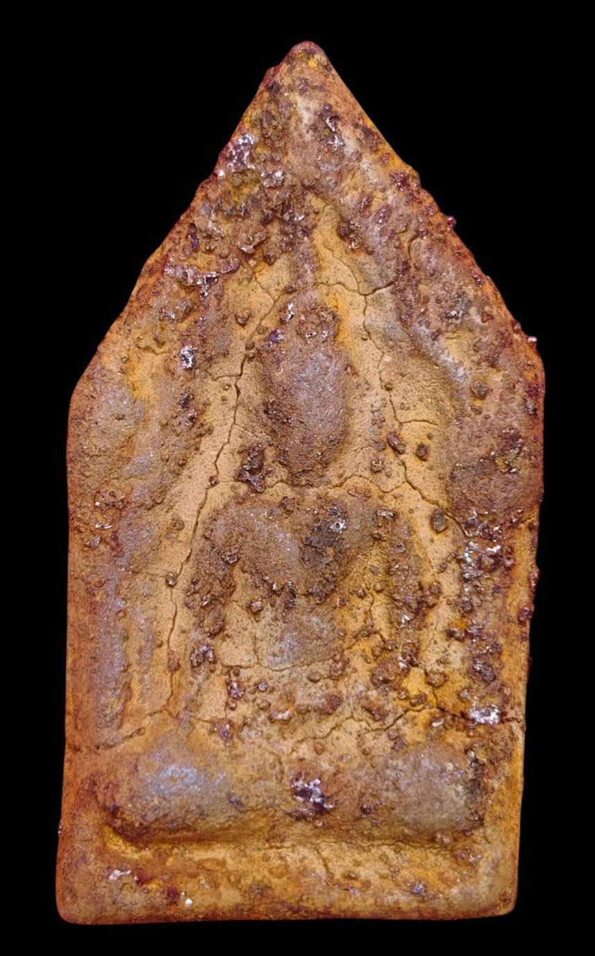 306972 พระขุนแผนแข้งหมอน  เนื้อดินเก่า ผสมทรายเสก  และ มวลสารศักดิ์สิทธิ์ พ.ศ. 2500 หลวงพ่อกวย วัดโฆสิตาราม (บ้านแค)