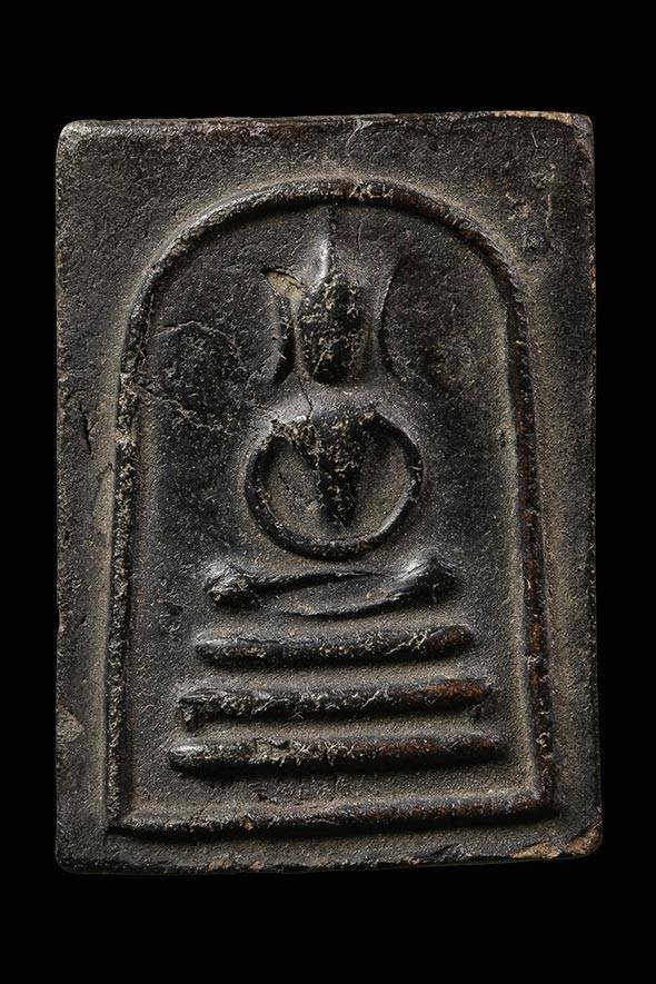 298955 สมเด็จหูบายศรี เศียรโต พิมพ์อกเล็ก  ยุคต้น  หลวงพ่อกวย วัดโฆสิตาราม จ.ชัยนาท 