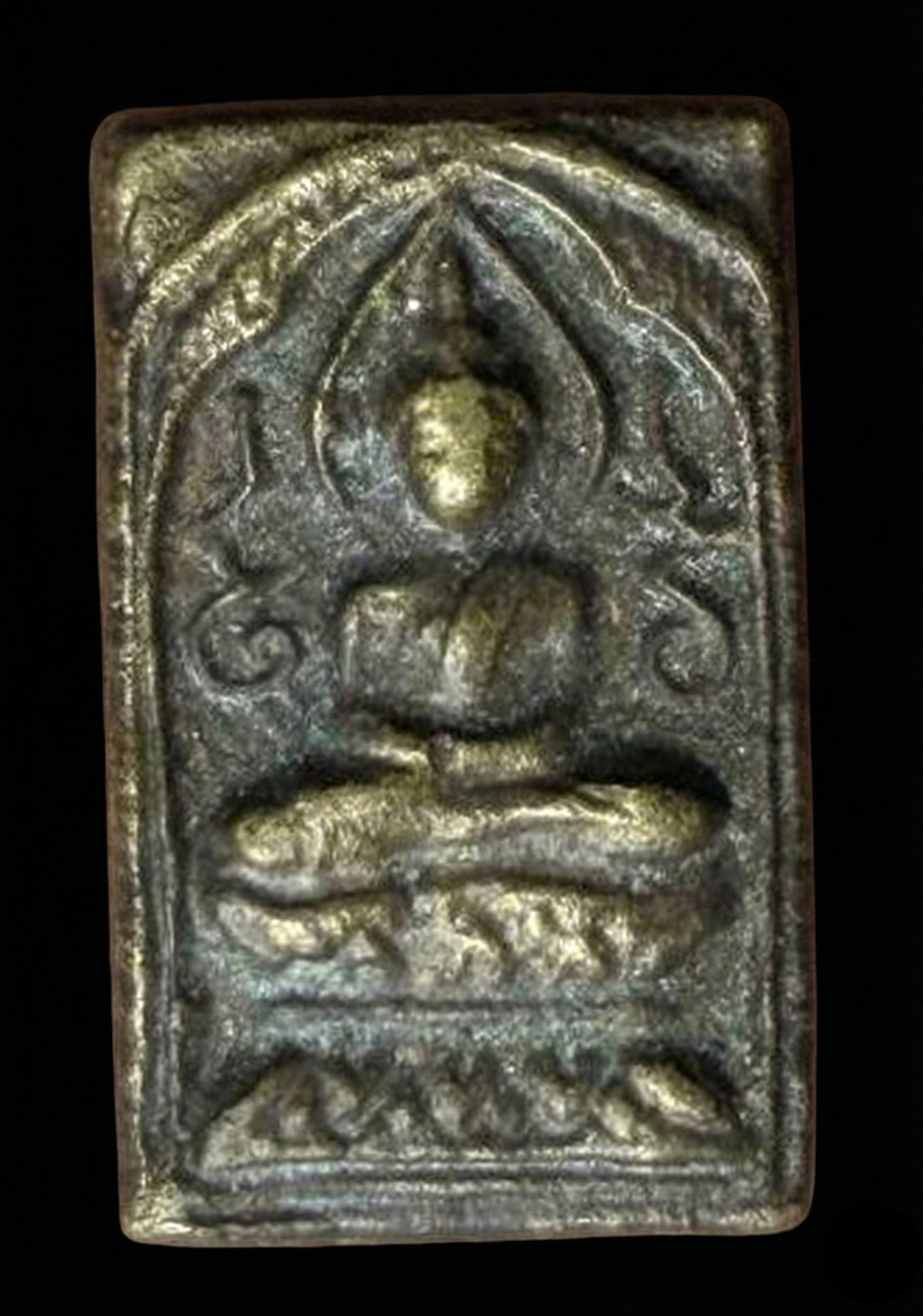 307025 เหรียญหล่อสี่เหลี่ยมหลวงปู่ศุข พิมพ์ประภามณฑล เนื้อโลหะผสม จ.ชัยนาท ประมาณปี 2440-2466 วัดปากคลองมะขามเฒ่า