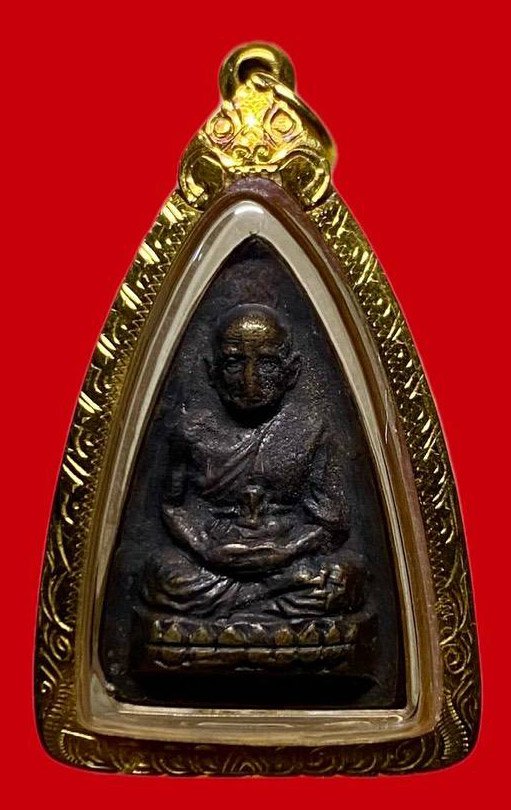 307062 หลวงปู่ทวด  วัดช้างให้ กลีบบัว  รุ่น รุน1 ปี2507  เนื้อทองเหลืองรมดำ  จ.ปัตตานี