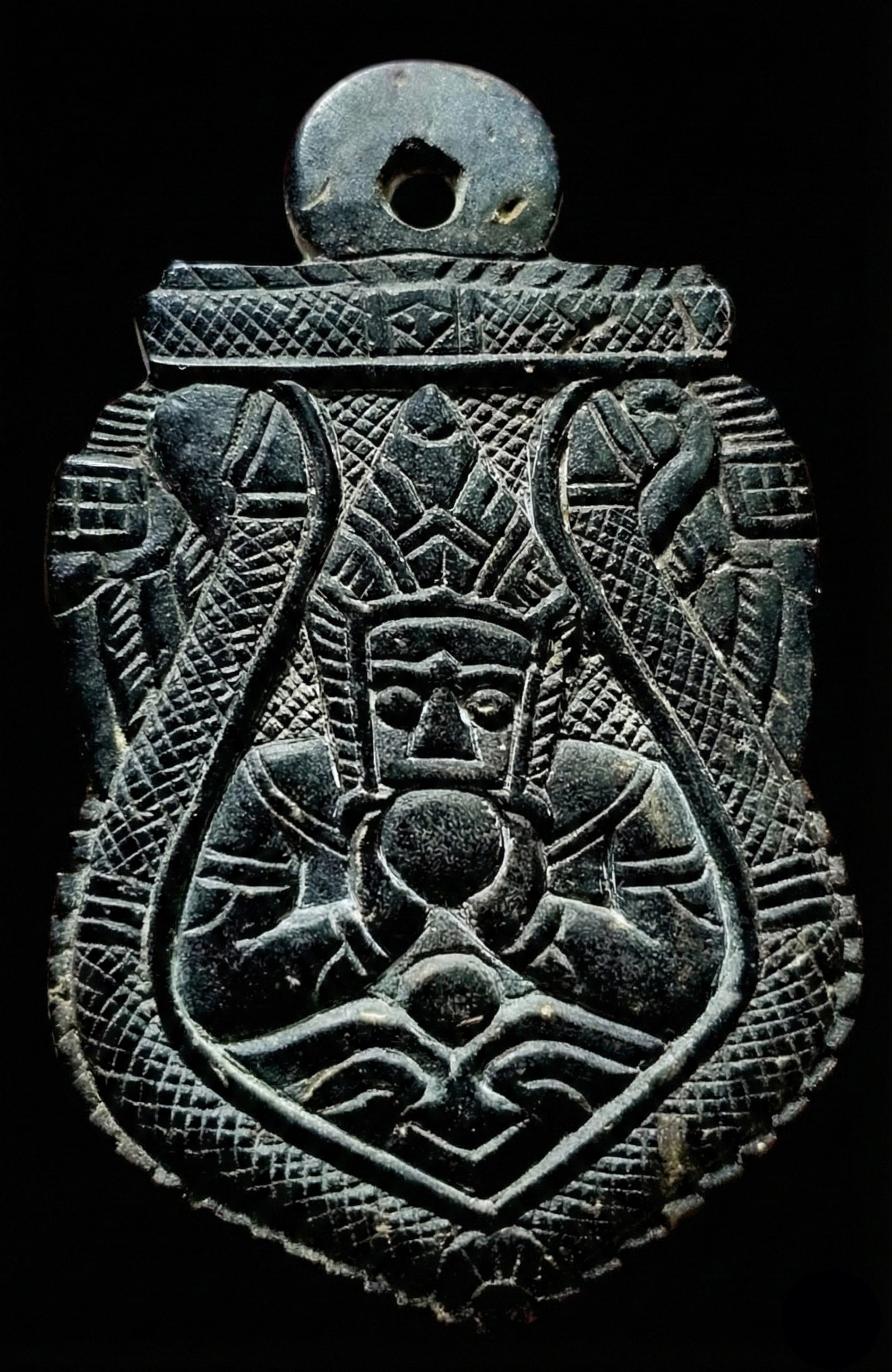 307101 พระราหูกะลาแกะ อาจารย์ปิ่น  วัดศรีษะทอง เนื้อกะลา ปี 2489-2507 จ.นครปฐม