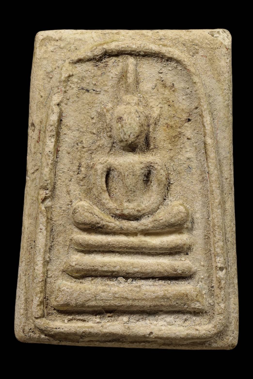 299103 สมเด็จกรุต้นพิกุล พิมพ์เล็ก หูบายศรี เนื้อผง หลวงพ่อกวย วัดโฆสิตาราม จังหวัดชัยนาท