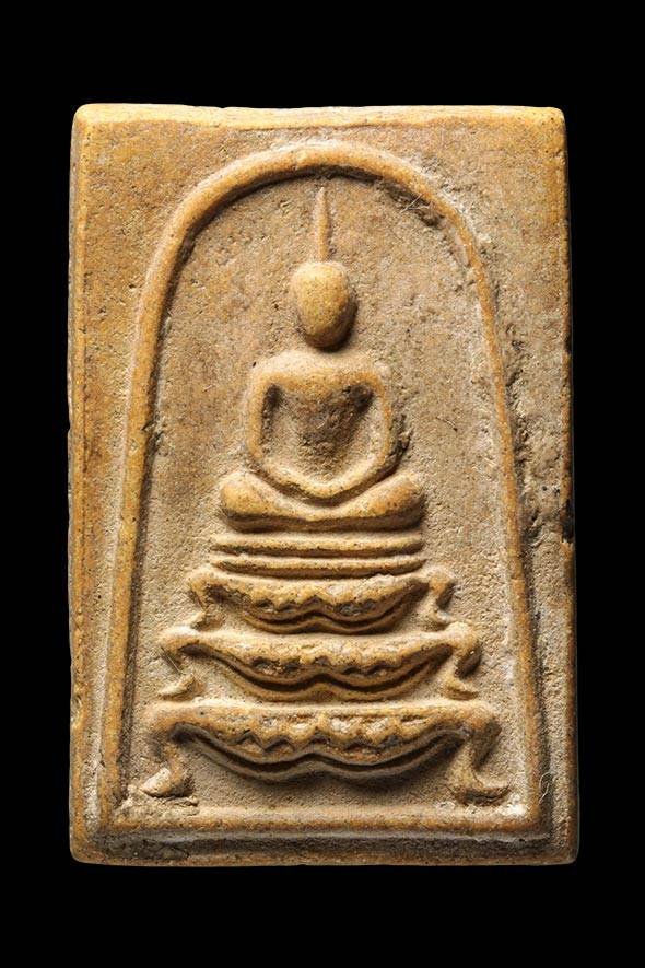  299167 สมเด็จฐานสิงห์ 3 ชั้น ปี 2515 หลวงพ่อกวย วัดโฆสิตาราม เนื้อผง จังหวัดชัยนาท