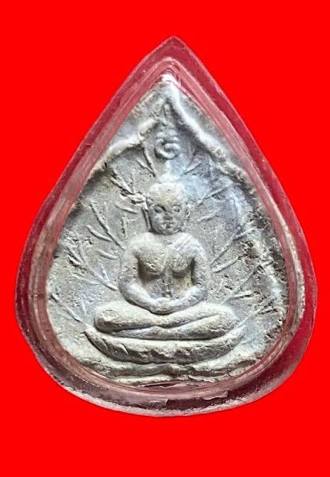 307880 หลวงปู่โต๊ะ  วัดประดู่ฉิมพลี  พระผงประจำวันเกิด  ปี2520 เนื้อเกสร  กทม.