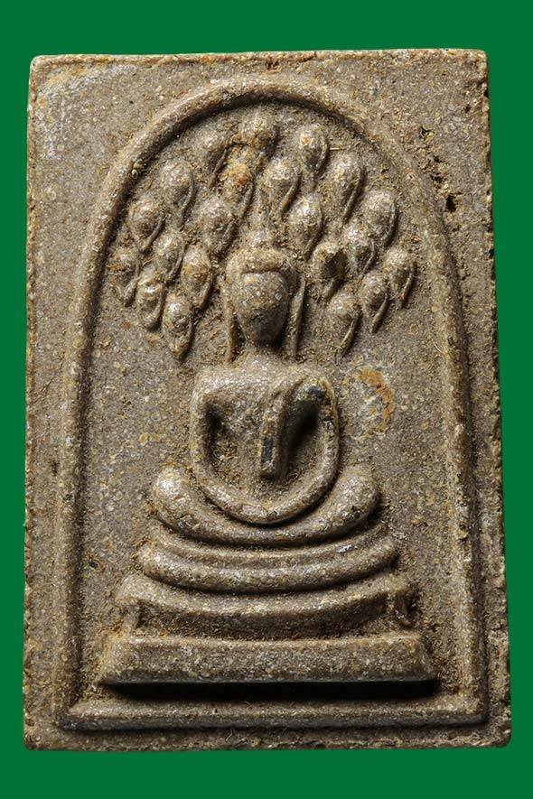 299708 สมเด็จปรกโพธิ์  หลังยันต์มินะนะ ปี 2519 เนื้อผงน้ำมัน  ล.พ.กวย วัดโฆสิตาราม  จ.ชัยนาท