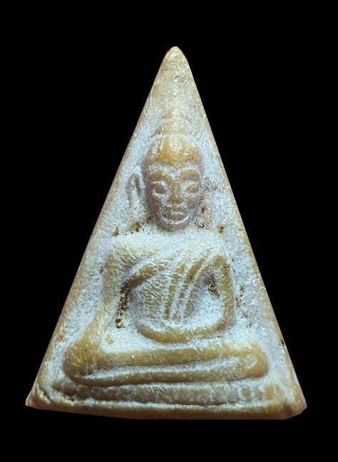 300090 พระสมเด็จนางพญา ปี2521 เนื้อผงน้ำมัน ล.พ.กวย วัดโฆสิตาราม จ.ชัยนาท