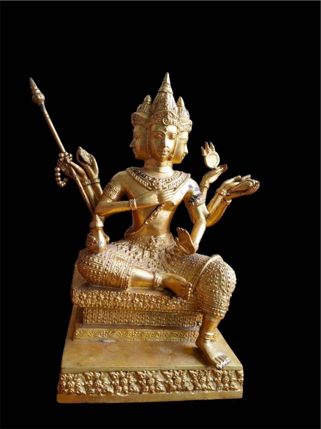 300338 องค์บูชาพระพรหม  หลวงปู่สีห์ วัดสะแก  เนื้อโลหะ ปิดทองเดิม  หน้าตัก 7 นิ่ว ปี2524  จ.อยุธยา