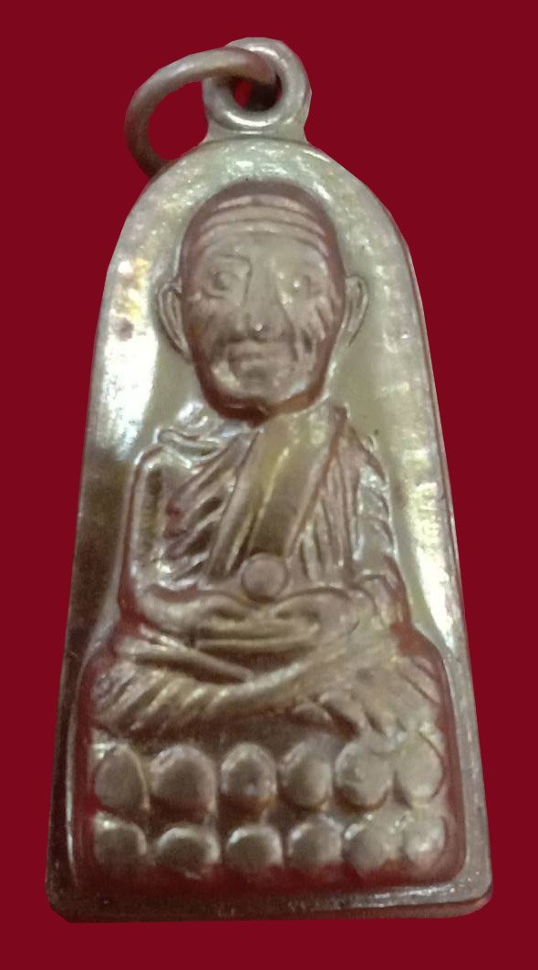 300433 หลวงปู่ทวดพิมพ์ใหญ่ รุ่นทะเลซุง กระไหล่ทอง ปี2508 วัดช้างให้ จังหวัดปัตตานี