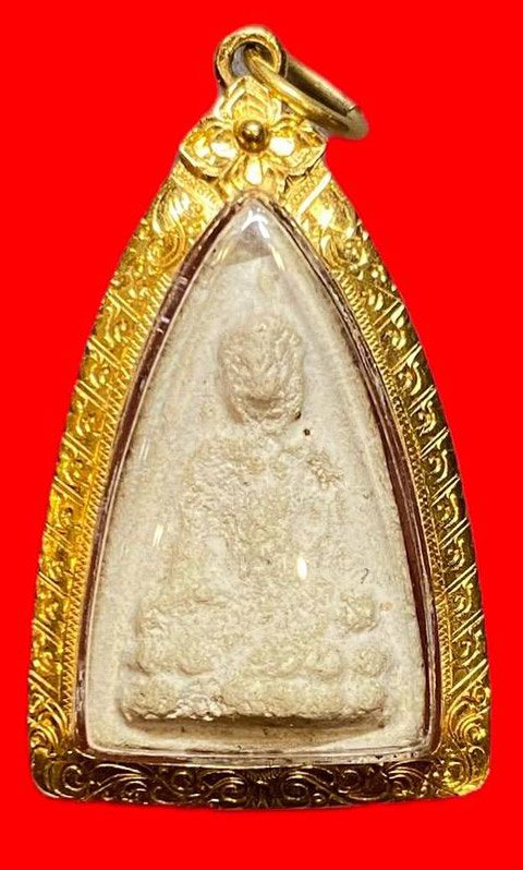 308121 คุณแม่บุญเรือน  วัดอาวุธวิกสิตาราม  พุธโธน้อย รุ่นแรก  ปี2494 พิมพ์กลาง  หลังยันต์นะอะระหัง   เนื้อผง กทม.