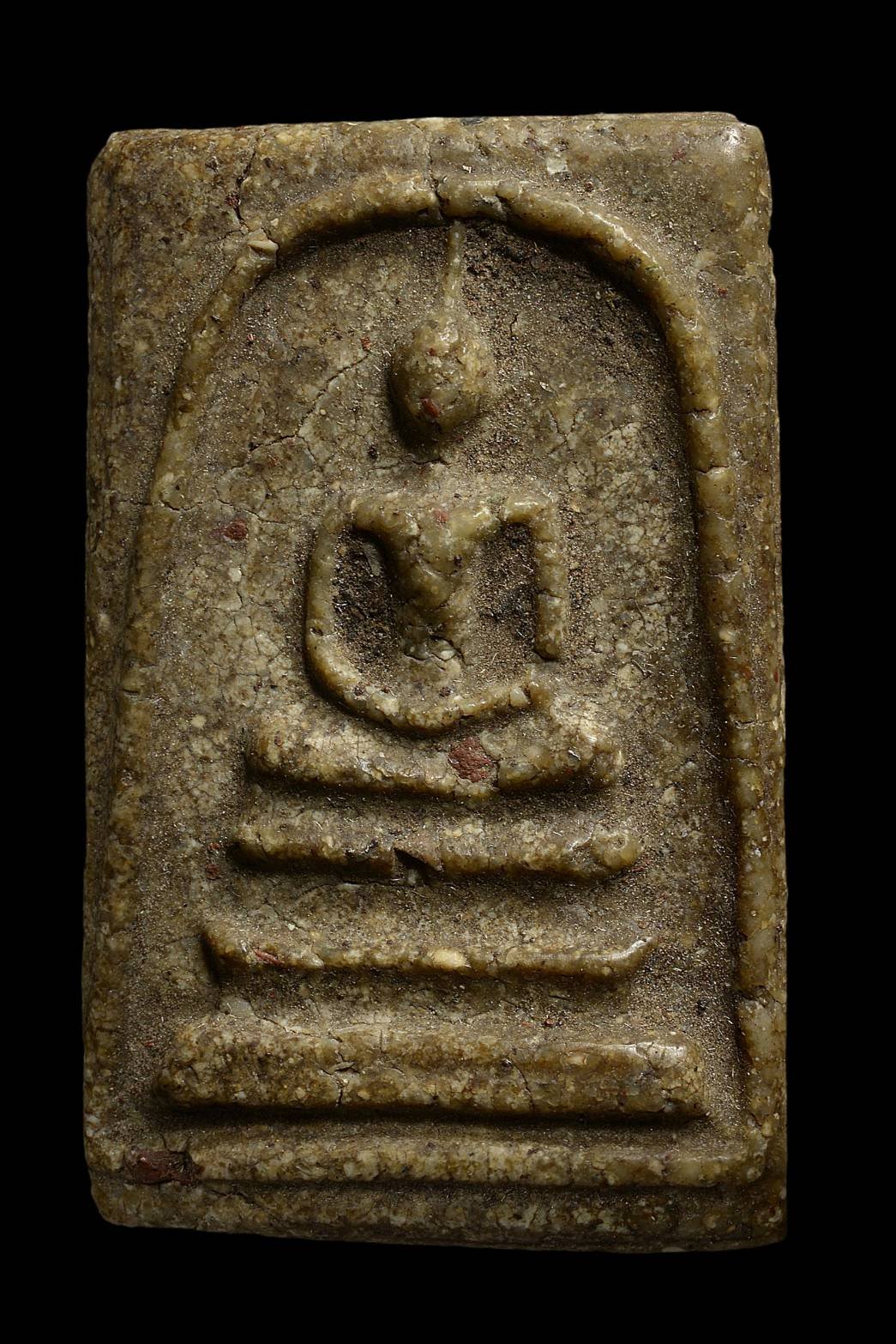 300867 พระสมเด็จวัดระฆัง  พิมพ์ใหญ่ เนื้อผง  ประมาณ พ.ศ. 2407 - 2409  วัดระฆังโฆสิตารามวรมหาวิหาร  กรุงเทพมหานคร