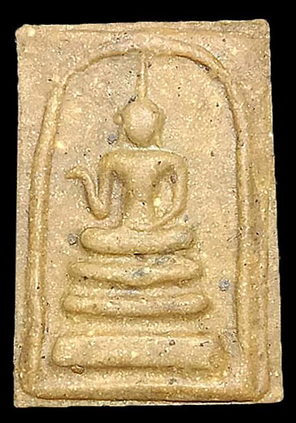 301323 พระพุทธกวักข้าง หลังปั้มตราวัดแจกผ้าป่า ปี2515 เนื้อน้ำมัน ล.พ.กวย วัดโฆสิตาราม จ.ชัยนาท