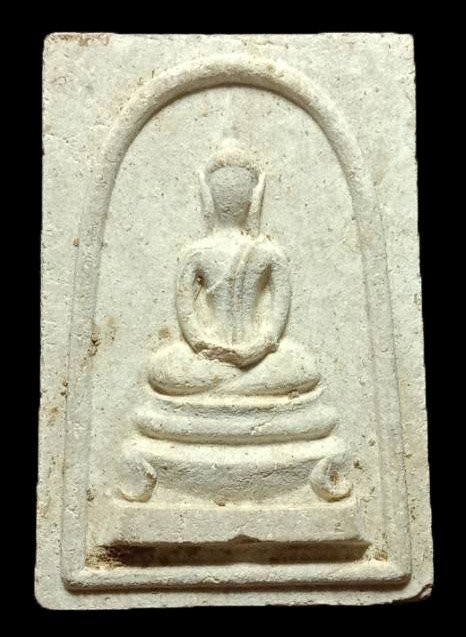 301394 พระสมเด็จหูบายศรี หลังยันต์ มินะนะ ปี2519 เนื้อน้ำมัน ล.พ.กวย วัดโฆสิตาราม จ.ชัยนาท 