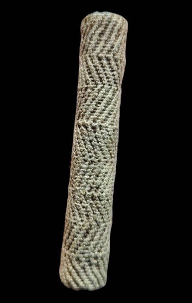 302903 ตะกรุดสาริกาหลวงปู่ศุข เนื้อตะกั่ว พุทธศักราช 2440-2460 วัดปากคลองมะขามเฒ่า จ.ชัยนาท