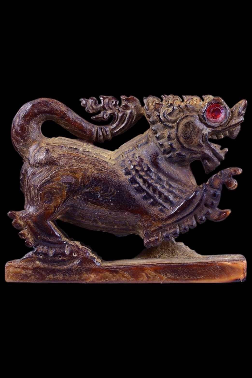 302926 สิงห์ตาพลอย หลวงพ่อหอม  วัดชากหมาก จ.ระยอง  เนื้องาแกะ