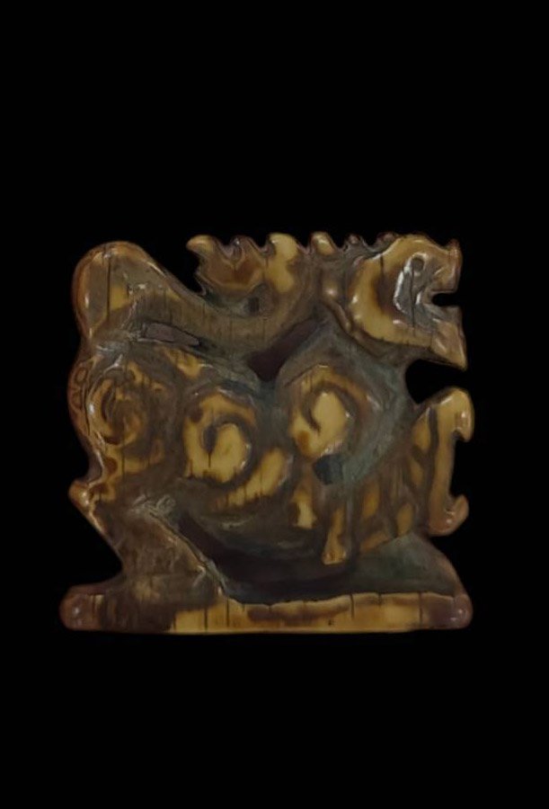 302937 สิงห์สามขวัญหลวงพ่อเดิม พิมพ์ตะปบ เนื้องาแกะ พุทธศักราช 2470-2494 วัดหนองโพ จ.นครสวรรค์