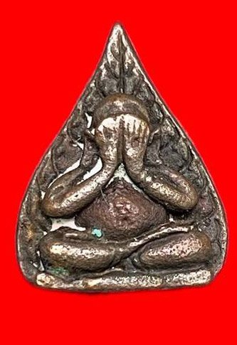 308671 หลวงปู่โต๊ะ  วัดประดู่ฉิมพลี พระปิดตา พิมพ์ใบโพธิ์ หลังยันต์นะ  ปี 2523 กทม. เนื้อนวะโลหะ