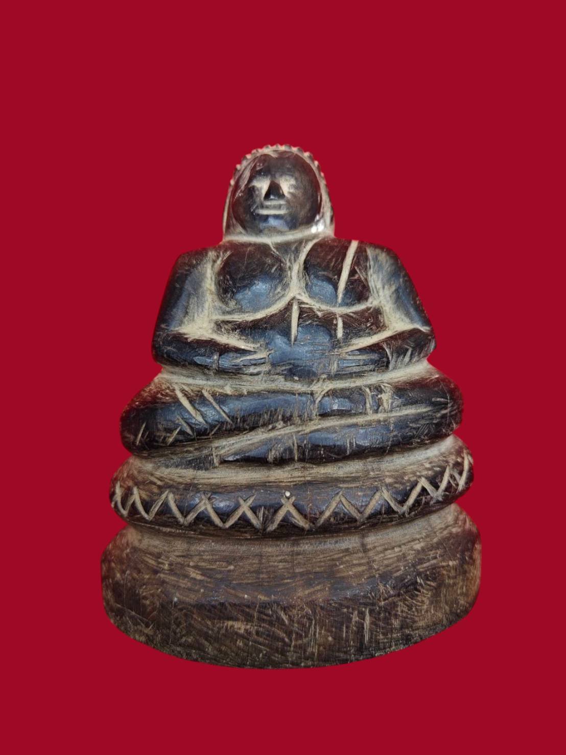 307334 พระสังกัจจายน์แกะ  หลวงพ่อเดิม วัดหนองโพ  เนื้อไม้คานโบสถ์  พุทธศักราช 2470-2477  จ.นครสวรรค์ 