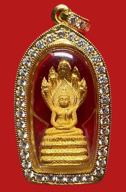 308858 หลวงพ่อโสธร วัดโสธรวรารามวรวิหาร รุ่นอุดมโชคโภคทรัพย์  นาคปรกพิมพ์ใหญ่  ปี2550 เนื้อทองคำ  จ.ฉะเชิงเทรา