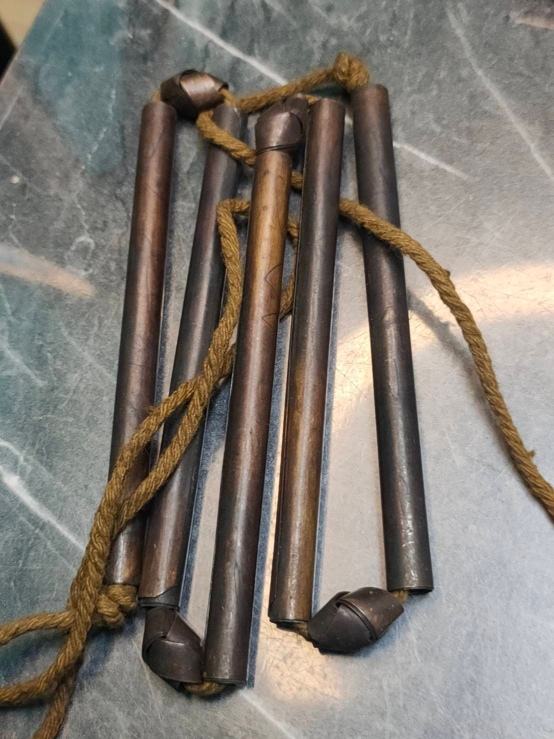 303154 ตระกรุดลูกคั่น หลวงพ่อเดิม เนื้อทองแดง  ประมาณ ปี 2470-2494 วัดหนองโพ จ.นครสวรรค์