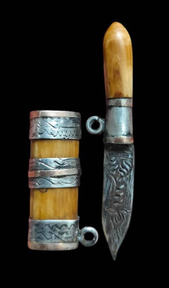 303168 สิงห์หลวงพ่อเดิม พิมพ์สามขวัญเนื้องาแกะ ปี2470-2494 วัดหนองโพ จังหวัดนครสวรรค์