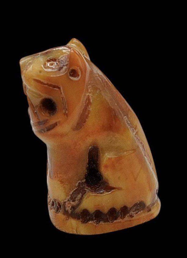 303190 เขี้ยวเสือแกะ หลวงพ่อสาย ปี 2500-2519 เนื้อเขี้ยวเสือ วัดมงคลโคธาวาส (บางเหี้ย) จ.สมุทรปราการ