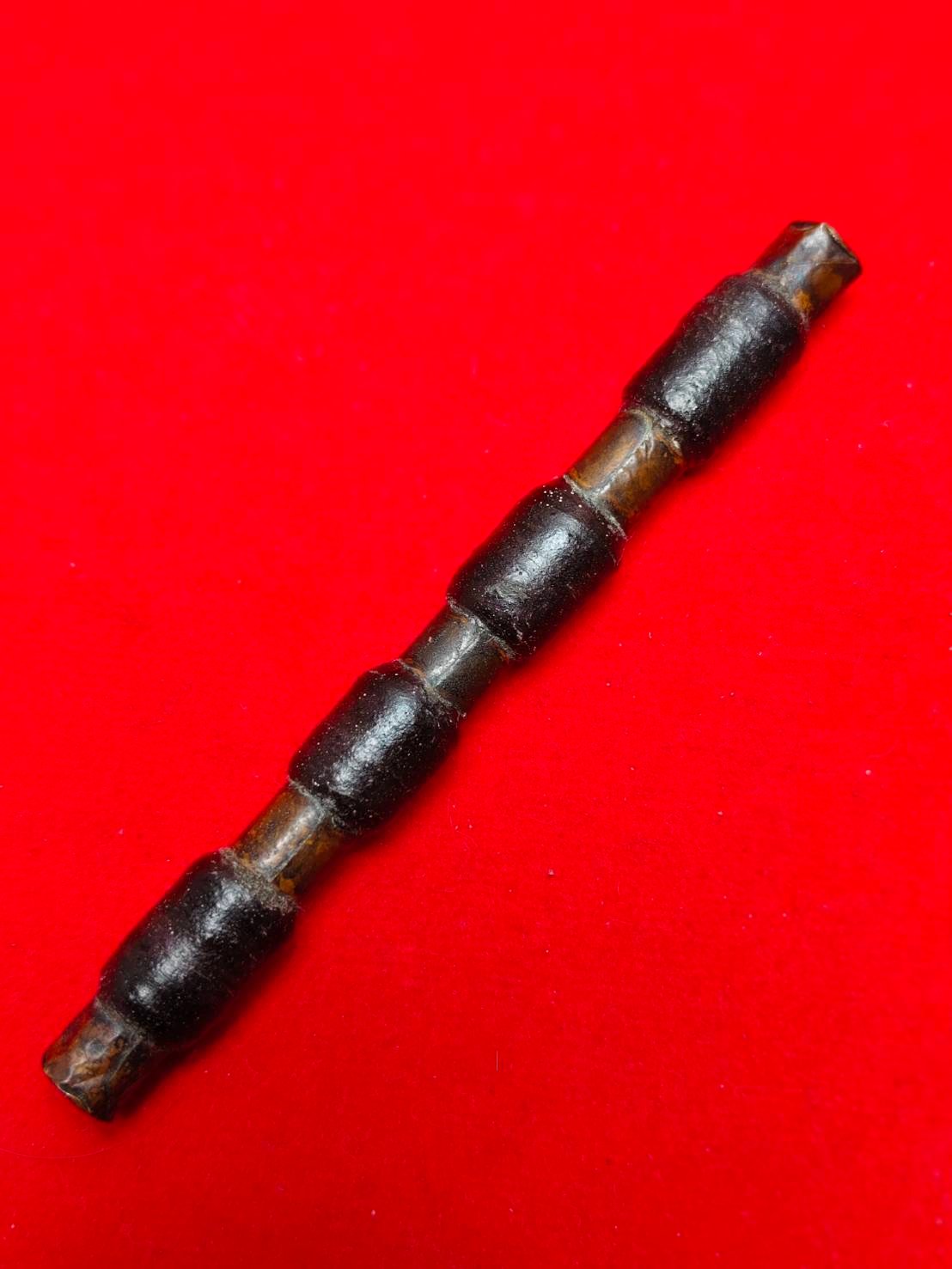 303359 ตะกรุดสามปล้อง  หลวงพ่อรุ่งวัดท่ากระบือ  เนื้อทองแดง  ประมาณพุทธศักราช 2480 - 2490  จ.สมุทรสาคร 