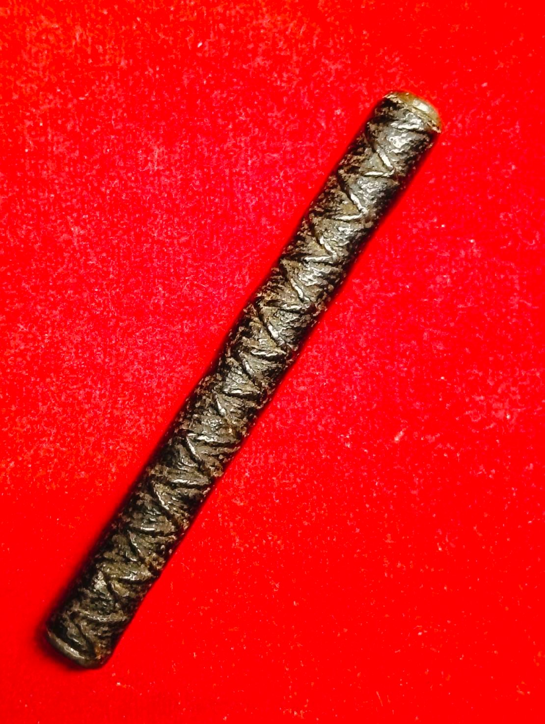 303449 ตะกรุดโทน หลวงพ่อแดง  วัดเขาบันไดอิฐ เนื้อตะกั่ว  ประมาณพ.ศ. 2500-2505  จ.เพชรบุรี 