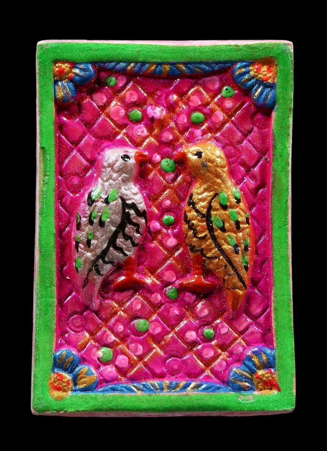 303535 พระผง สาริกา  หลวงพ่อคูณ ปี 2536  วัดบ้านไร่ จังหวัด นครราชสีมา