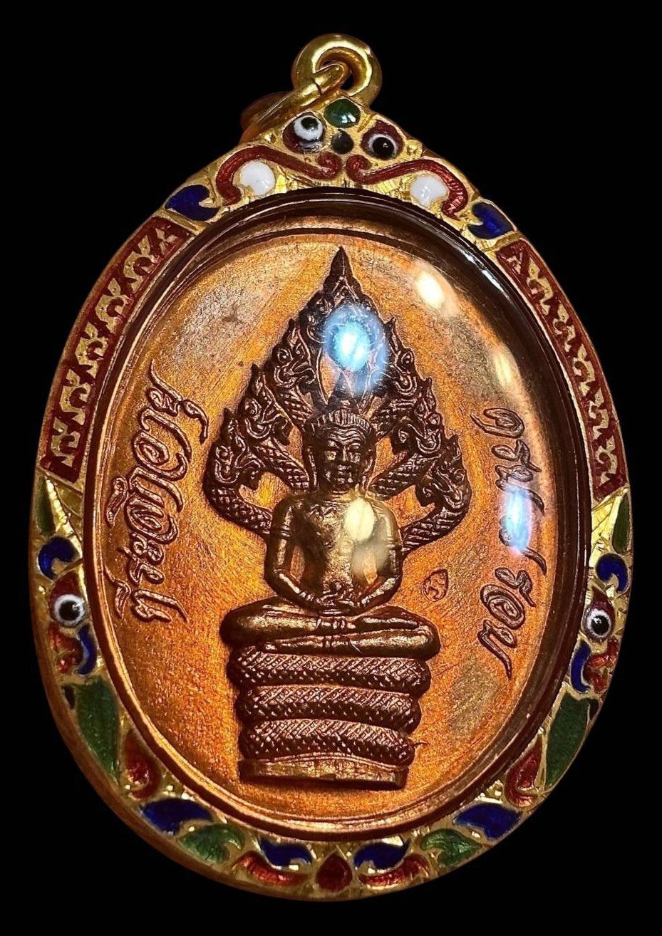 309520 ปรกไตรมาส  หลวงปู่ทิม  วัดละหารไร่  ปี2518 จ.ระยอง บล๊อคอุยาว 
