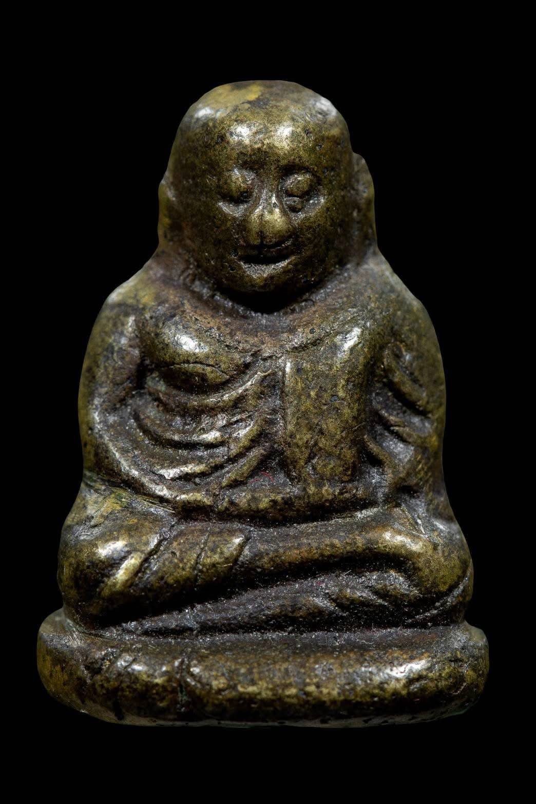 307438 พระหล่อหลวงพ่อเงิน วัดบางคลาน จ.พิจิตร พิมพ์ขี้ตาสามชาย เนื้อทองผสม ประมาณปี 2451-2460