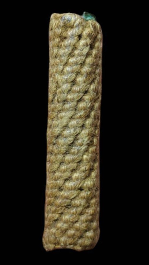 303727 ตะกรุดสาริกาจันทร์เพ็ญ หลวงปู่ศุข พุทธศักราช 2440 -2466 วัดปากคลองมะขามเฒ่า จังหวัดชัยนาท