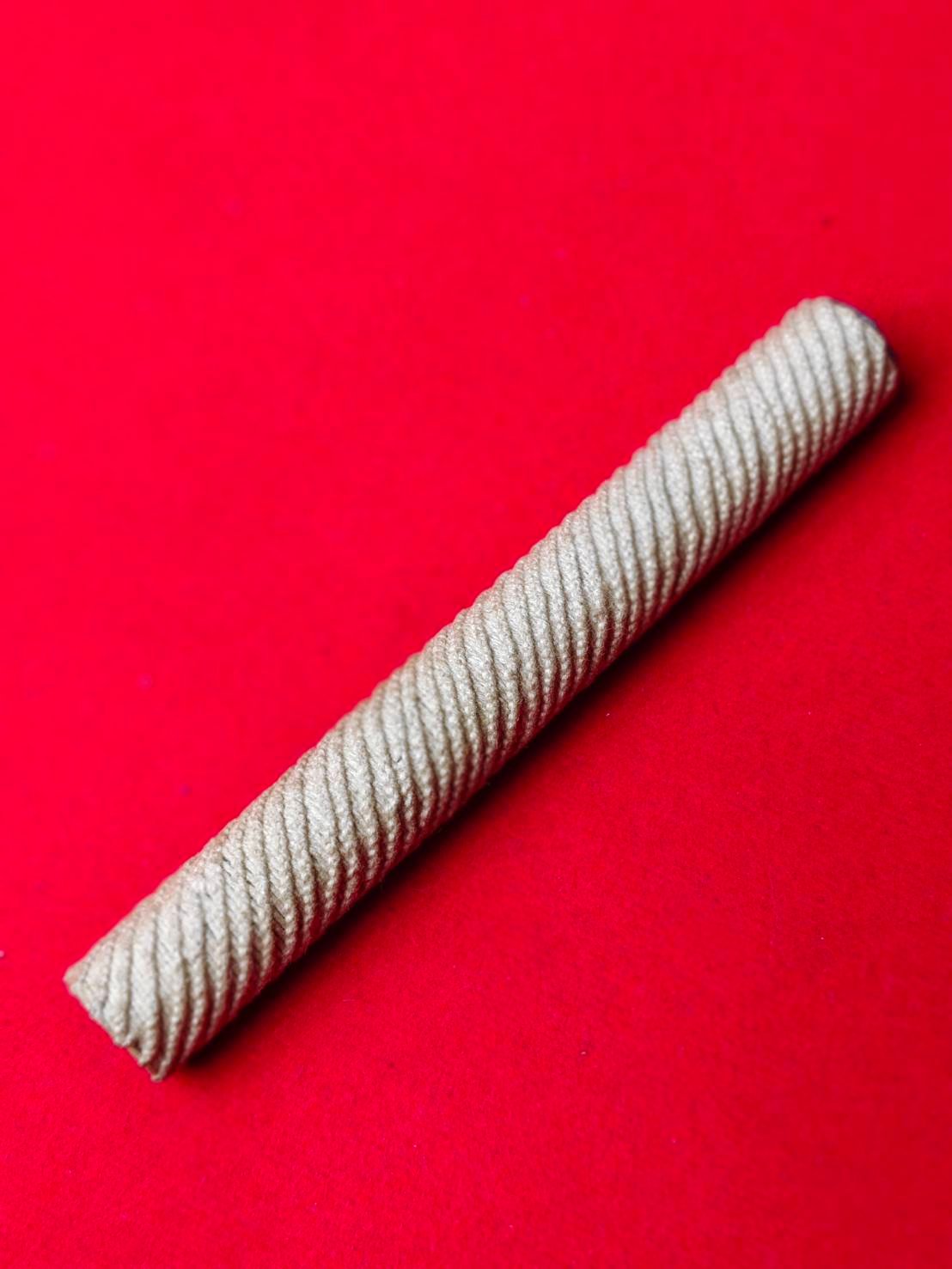 303748 ตะกรุดวิรุณจำบัง (นิยม)  เนื้อทองเหลืองและตะกั่ว  สร้างปี 2515-2521  หลวงพ่อกวย วัดโฆสิตาราม  (บ้านแค) จ.ชัยนาท 